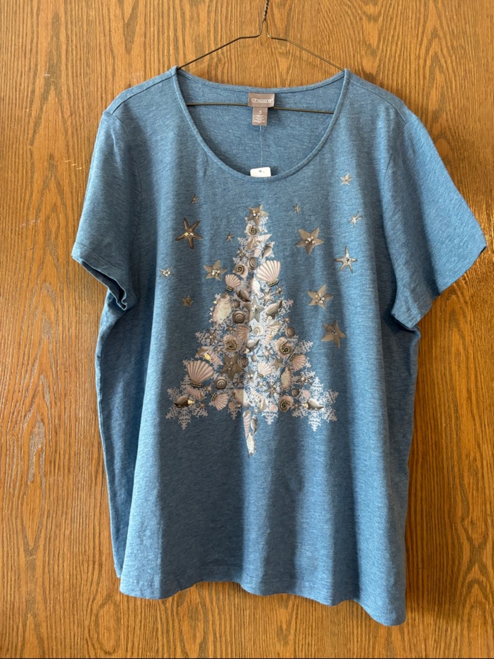 Chico's Heathered Blue Tee with Shell & Star Tree Motif
